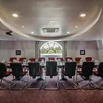 Westgrove 4*
