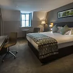 Отель Westgrove 4*