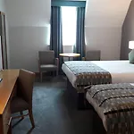 Отель Westgrove 4*