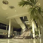 Westgrove 4*