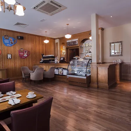 Westgrove Hotel
