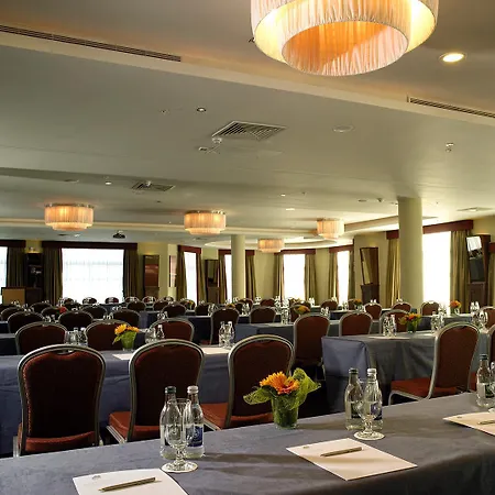 Westgrove Hotel 4*