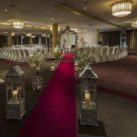 维斯特格鲁弗酒店 4* 克兰