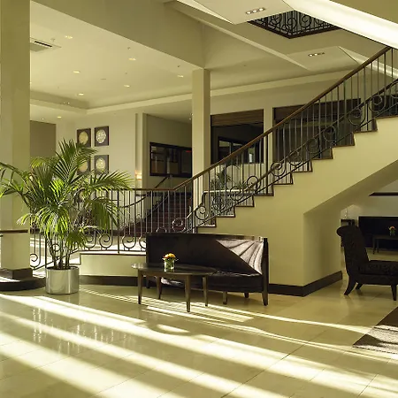 Westgrove Hotel 4*