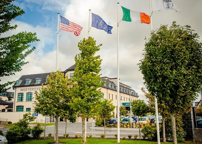 Westgrove Отель