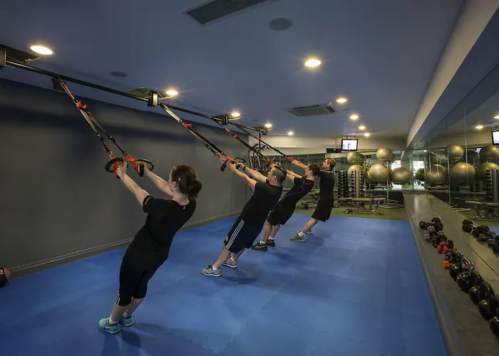 Westgrove Отель Клейн