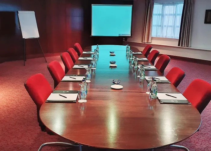 Отель Westgrove